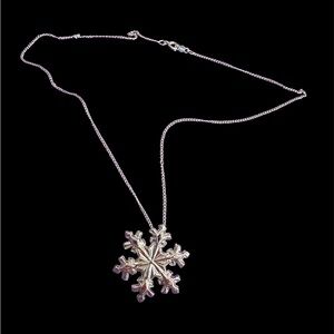 Vintage 1979 Gorham Sterling Silver Snowflake Pendant Collectable